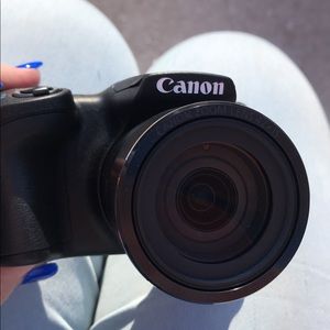 Meet your Posher, Leah